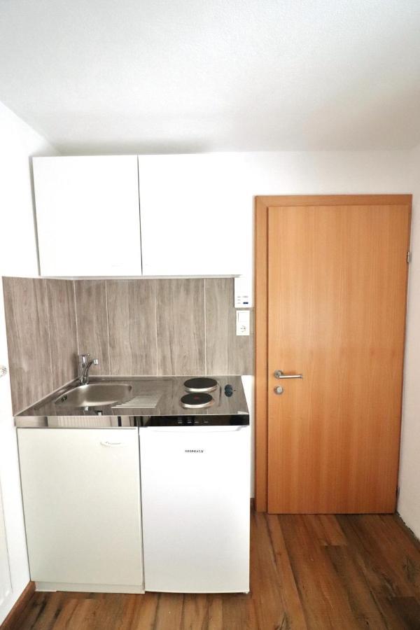 Montfort Apartments - فلدكرش المظهر الخارجي الصورة